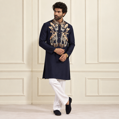 Black Hand Embroidered Giraffe Motif Ethnic Kurta